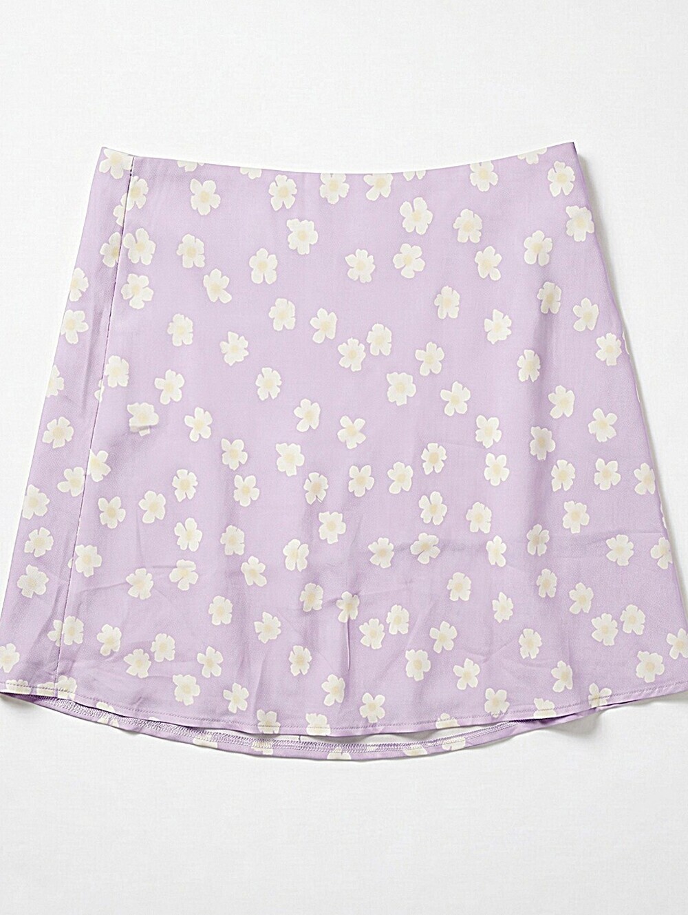 NWT! Princess Polly Floral Mini Skirt in Lavender - Picture 3 of 4